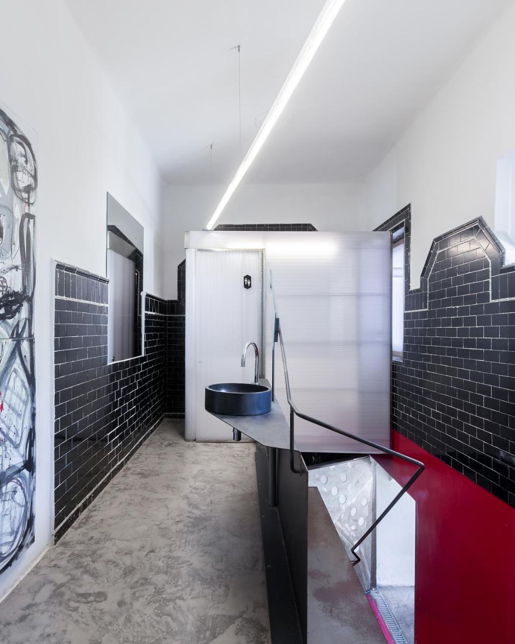 Box Art Hotel - La Torre Кольядо-Медиано Экстерьер фото
